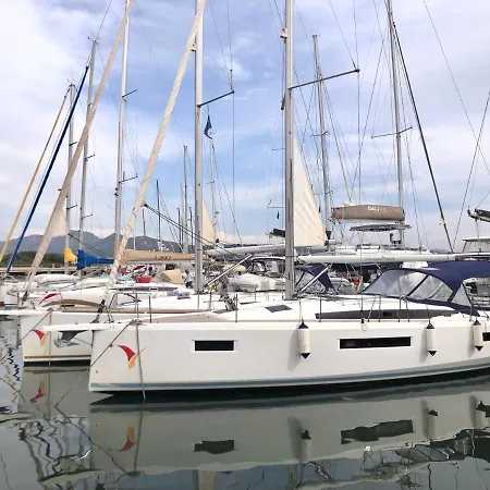 Апартаменти Marina Butterfly